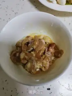 Make Goose eggs and beef step 1