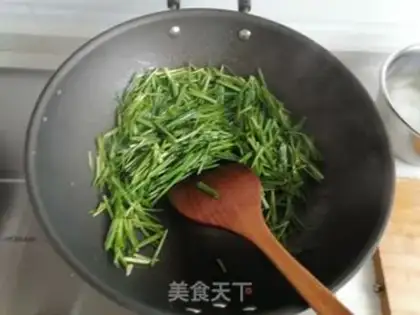 Make A silver sprouts of cinnamon step 2