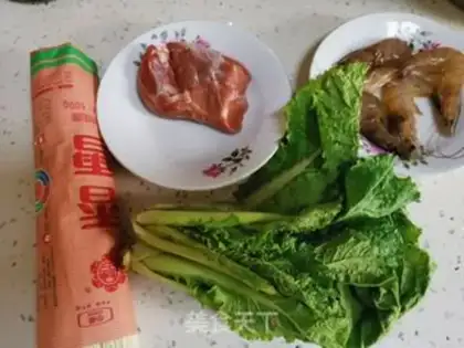 Make Shrimp noodles step 0
