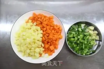 Make Curry chicken noodles step 2