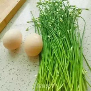 Make Scrambled eggs step 0