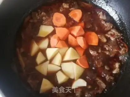 Make Carrot potatoes, ribs step 12