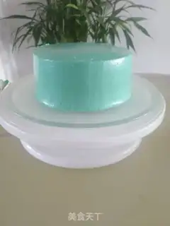 Make Slash the yellow cake step 9