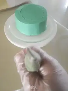 Make Slash the yellow cake step 11