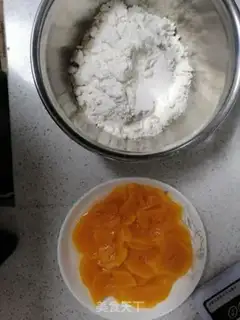 Make Flower buns step 0