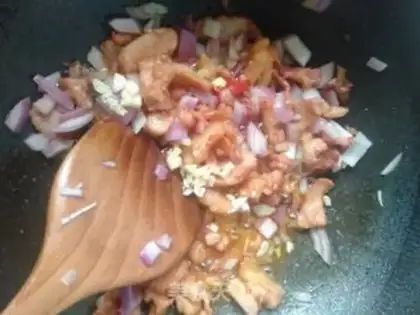 Make Hot cabbage makes meat step 6
