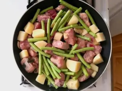 Make Bean-fruit potato steak step 5