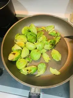Make Rosemary Olive Fried Steak step 5