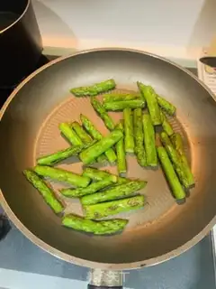 Make Rosemary Olive Fried Steak step 8