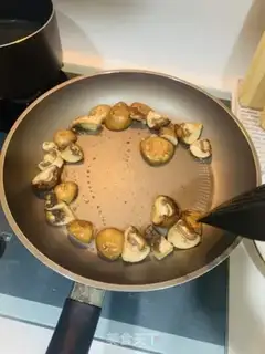 Make Rosemary Olive Fried Steak step 10