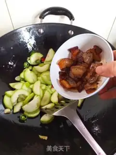 Make Five flowers and a guacamole step 7