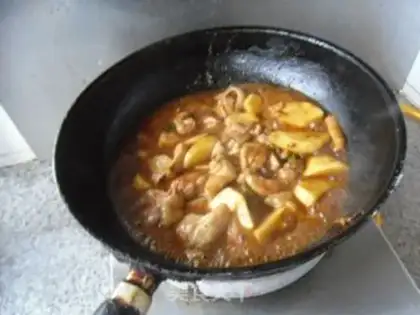Make Potato curry chicken step 8