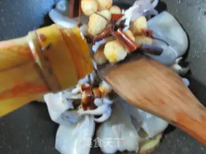 Make Fried eggs and squid step 6