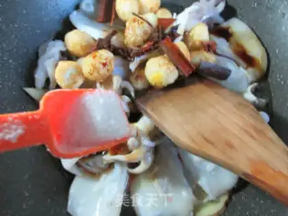 Make Fried eggs and squid step 8