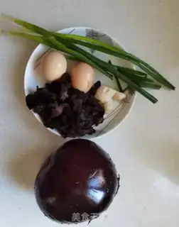Make Fried eggs and squid step 10