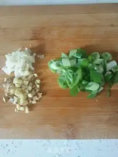 Make Spam with mushroom sauce step 4