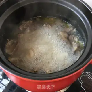 Make Lotus pigeon soup step 11