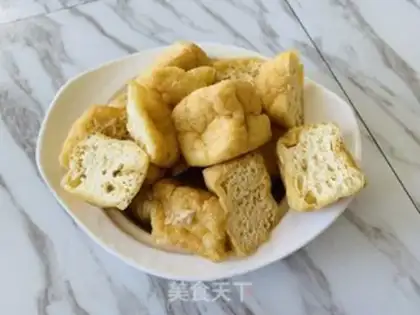 Make Pyramid and garlic step 1