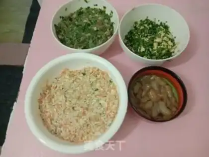 Make Shrimp tofu carrot dumpling step 1