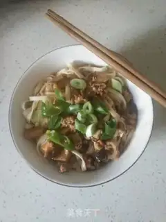 Make Spam with mushroom sauce step 18