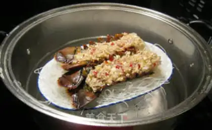 Make Garlic fan lobster tail step 8