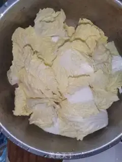 Make Dry cabbage step 1