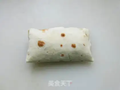 Make Egg dry cucumber rolls step 10