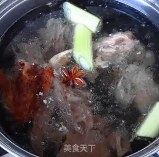 Make Duck-cracker soup step 2