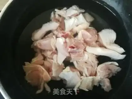 Make The potion, the insect, the chicken leg. Soup step 1