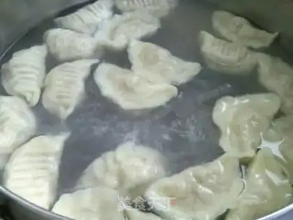 Make Pork cabbage dumplings step 7