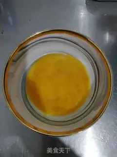 Make Tomato egg noodles step 1