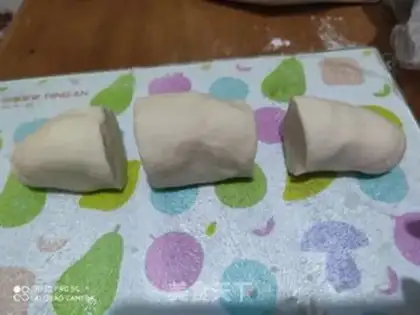 Make Onion cake step 7