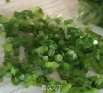 Make Tomato fish head step 2