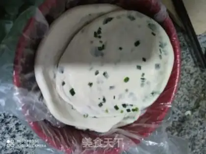 Make Onion cake step 15