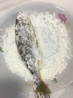 Make Fried yellow fish step 1