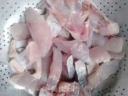 Make Smoky fish step 0