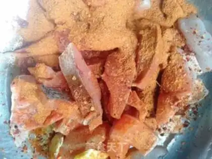 Make Smoky fish step 1