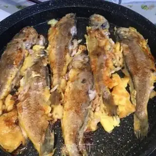 Make Fried yellow fish step 4