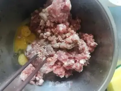 Make Pork omelet step 2
