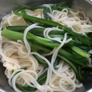 Make Five bouquets of beans step 9