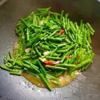 Make Steamed halogen noodles step 6