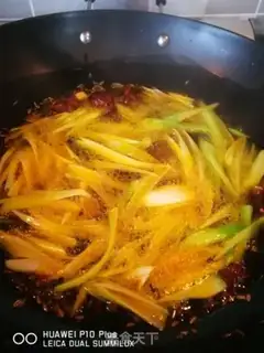 Make A bowl of onion noodles step 6