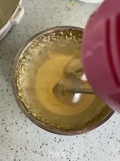 Make Scrambled egg soybeans step 1
