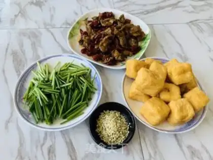 Make Pyramid chicken and bean pickles step 0