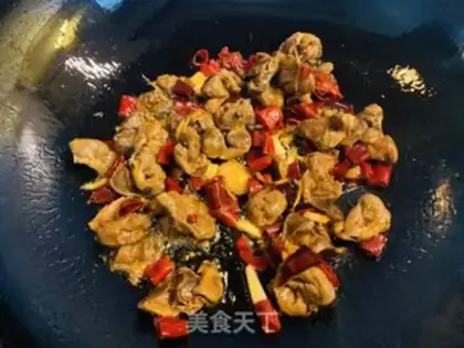 Make Pyramid chicken and bean pickles step 3
