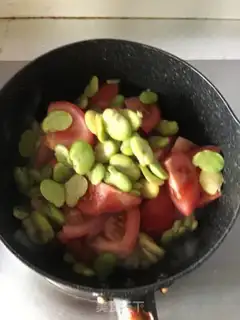 Make Tomato-pea-poo-poo-poo soup step 2