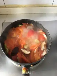 Make Tomato-pea-poo-poo-poo soup step 4