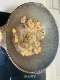 Make Seafood pasta step 1