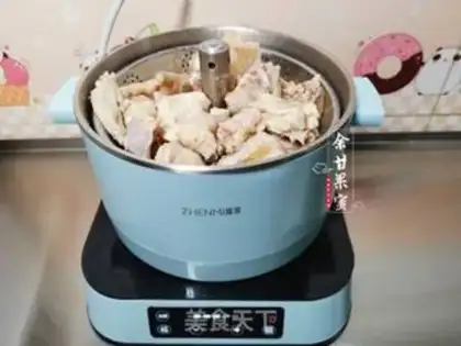 Make Frog soup noodles step 3