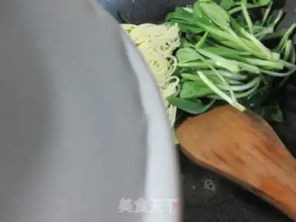 Make Chicken-crunchy duck-ass noodle step 2
